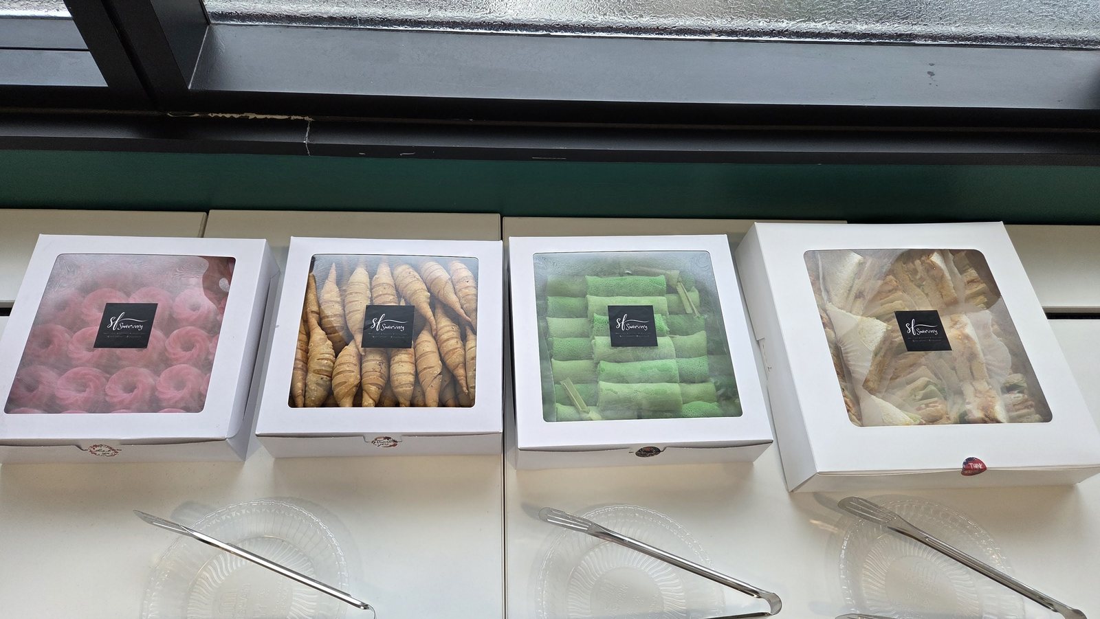 Kuih dan hidangan ringan untuk peserta seminar Works25